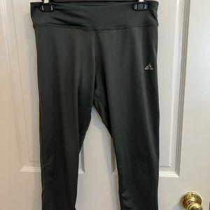 Adidas cropped leggings. women’s Size Medium. Dark gray color. Women’s clothing